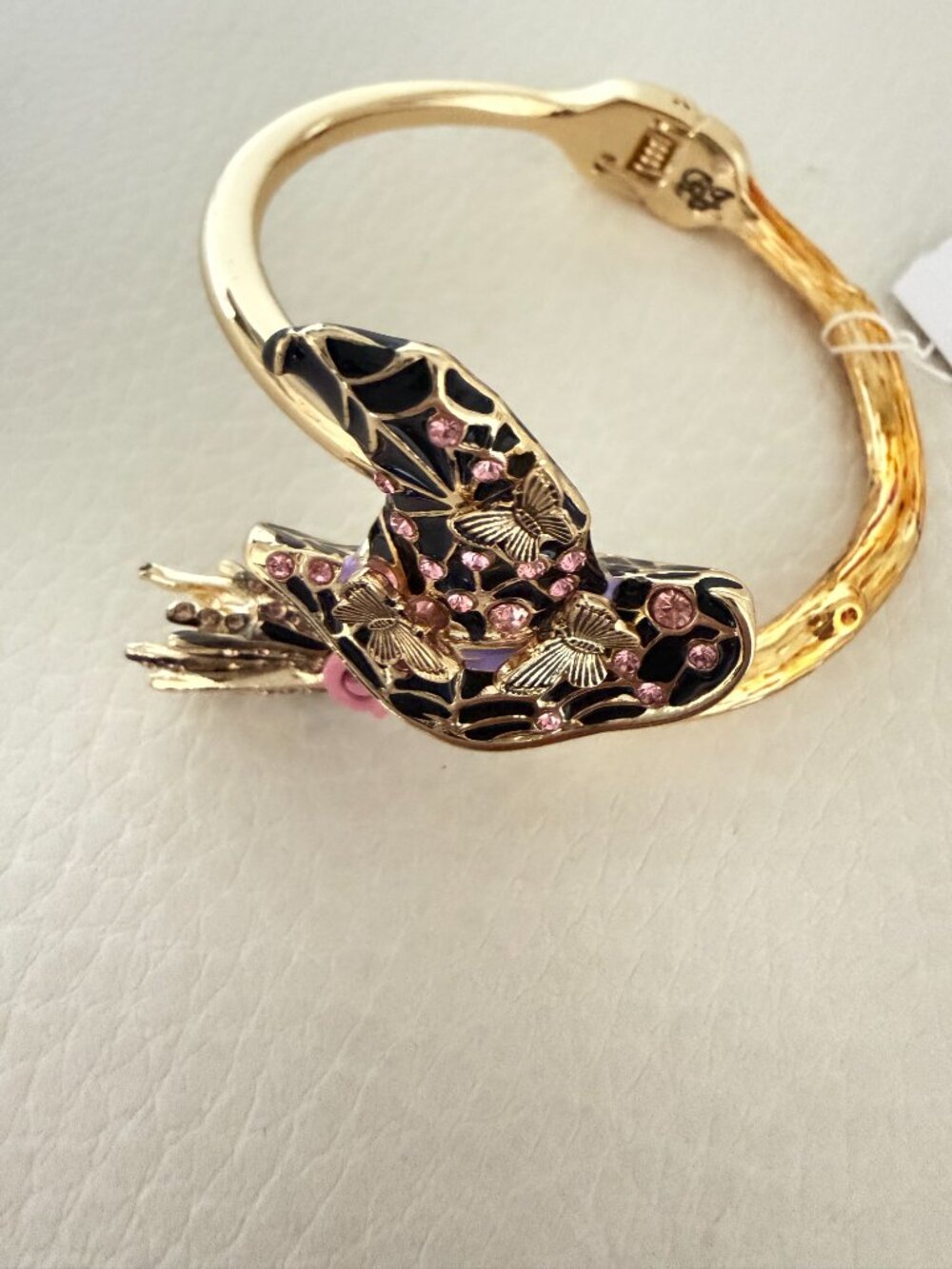 Betsey Johnson Halloween Witch Hat & Broom Enamel Crystal Necklace bracelet set - Picture 7 of 7